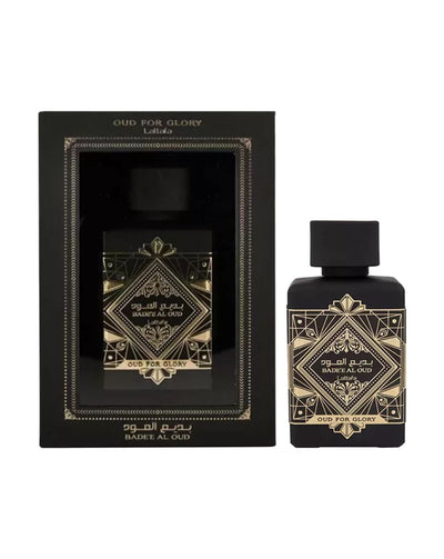 Badee Al Oud For Glory de Lattafa – frasco con caja