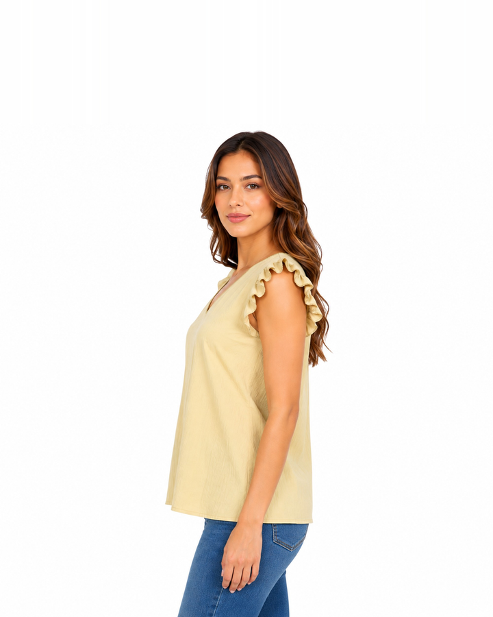 Blusa Cuello V Olanes Beige – de lado