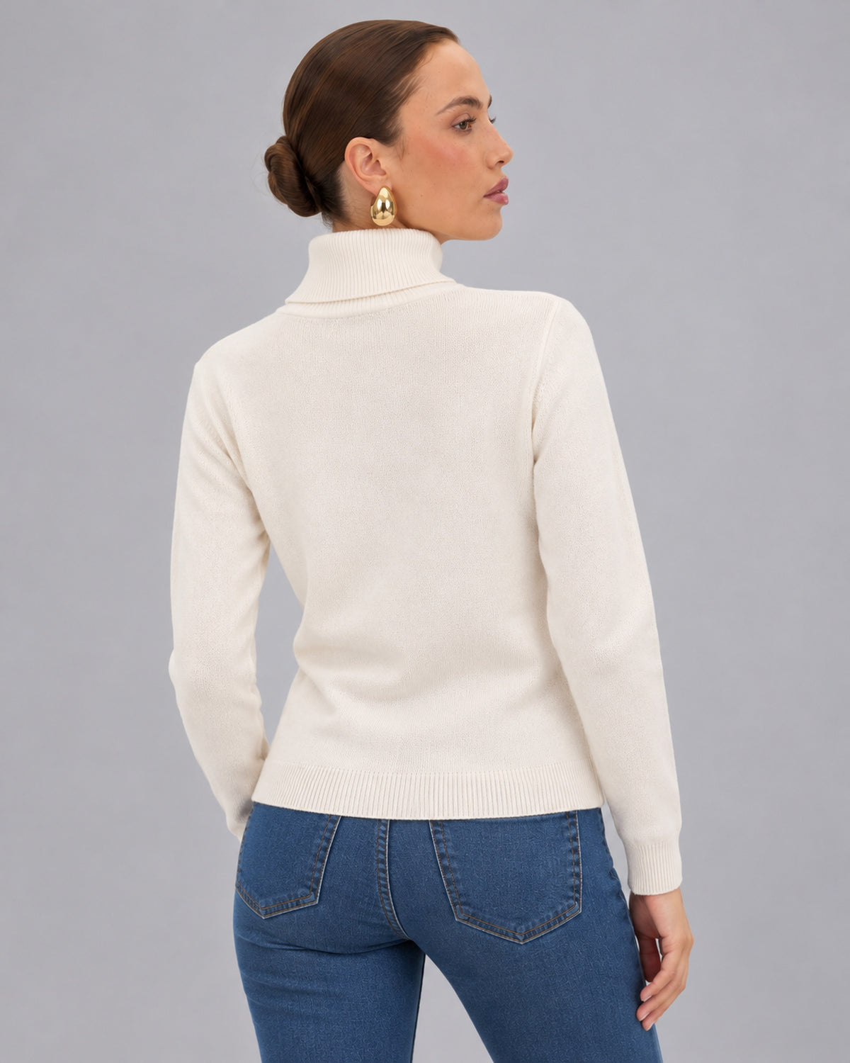 Suéter Cuello Alto Básico