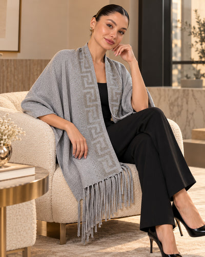 Capa Greca Pedrería Gris – ambientada en interior