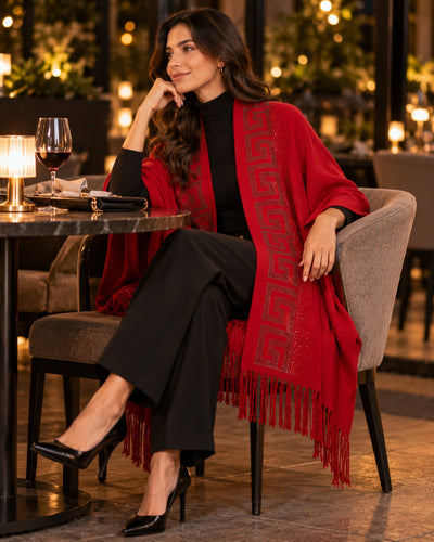 Capa Greca Pedrería Rojo – ambientada en interior