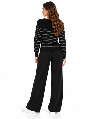 Conjunto Suéter Rayas Botones Dorados Negro – espalda