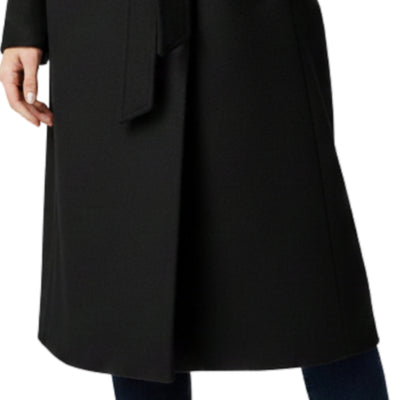 Abrigo Midi Elegante Negro – detalle del cinturón