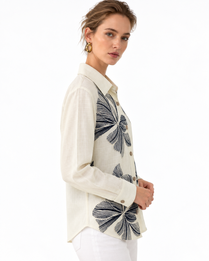 Camisa Bordada Flores Beige – vista lateral