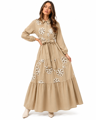 Maxivestido Camisero Bordado Beige – de frente