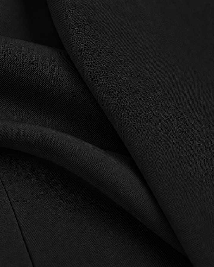 Saco Corto Abierto Entallado Negro – detalle de tela