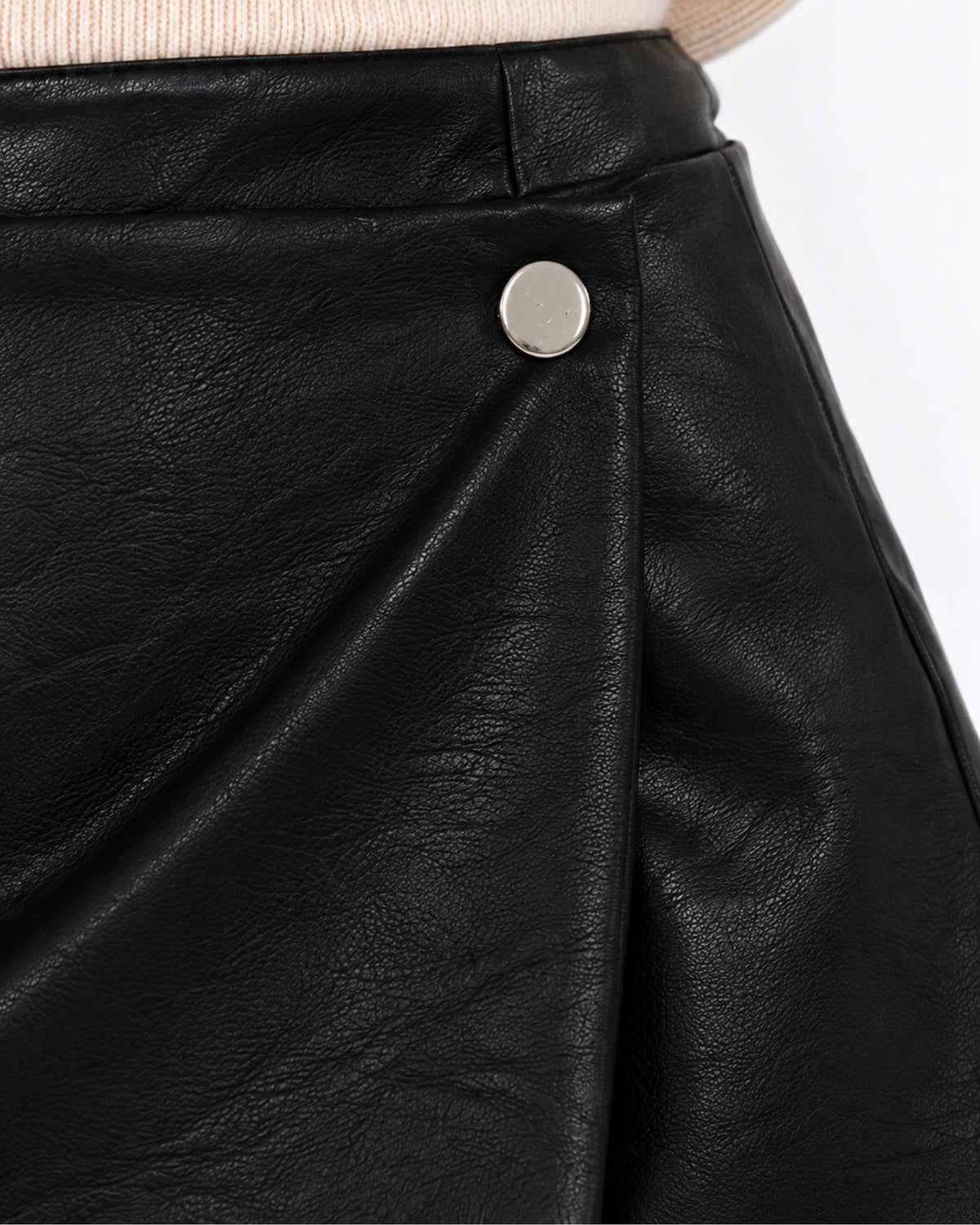 Short Falda Cruzado