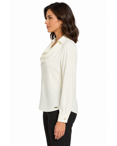 Blusa Cuello Drapeado Cadena Hueso – lateral