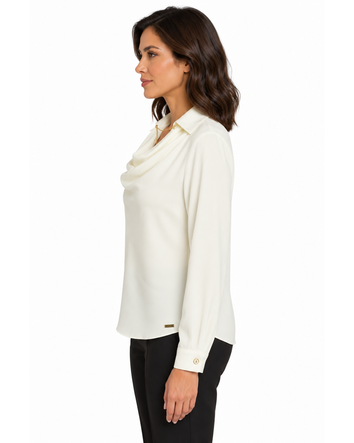 Blusa Cuello Drapeado Cadena Hueso – lateral