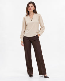 Blusa Satén Herraje Dorado Beige – frente