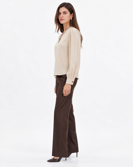 Blusa Satén Herraje Dorado Beige – cuerpo completo