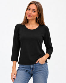 Playera Punto Cuello Redondo Negro – frente