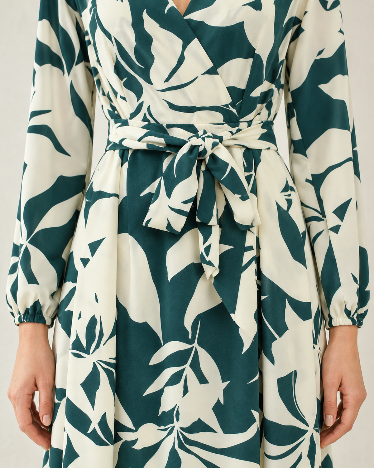 Vestido Midi Estampado Hojas