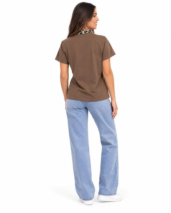 Playera Básica Aplicación Love Café – espalda