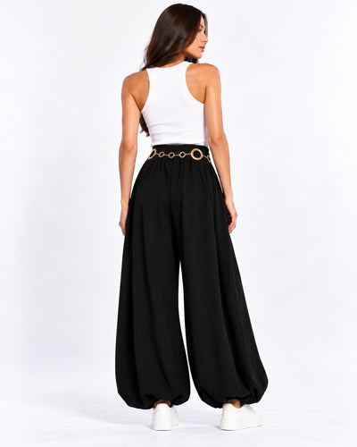 Pantalón Globo Cinturón Argollas Negro – frente