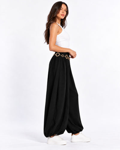 Pantalón Globo Cinturón Argollas Negro – espalda