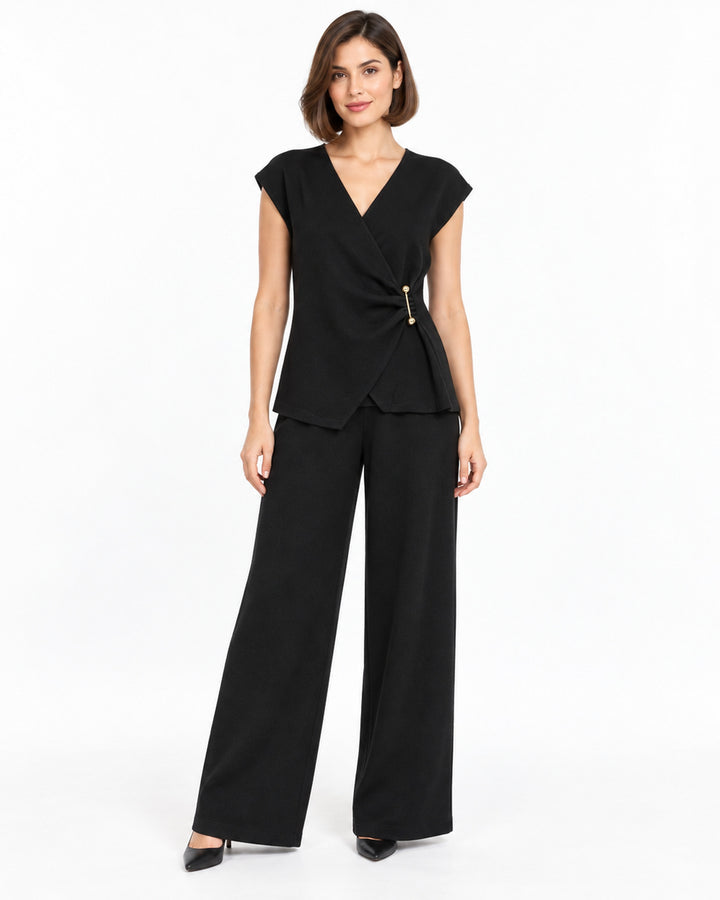 Conjunto Broche Dorado Negro – frente