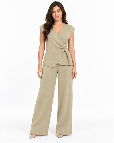 Conjunto Broche Dorado Beige – frente