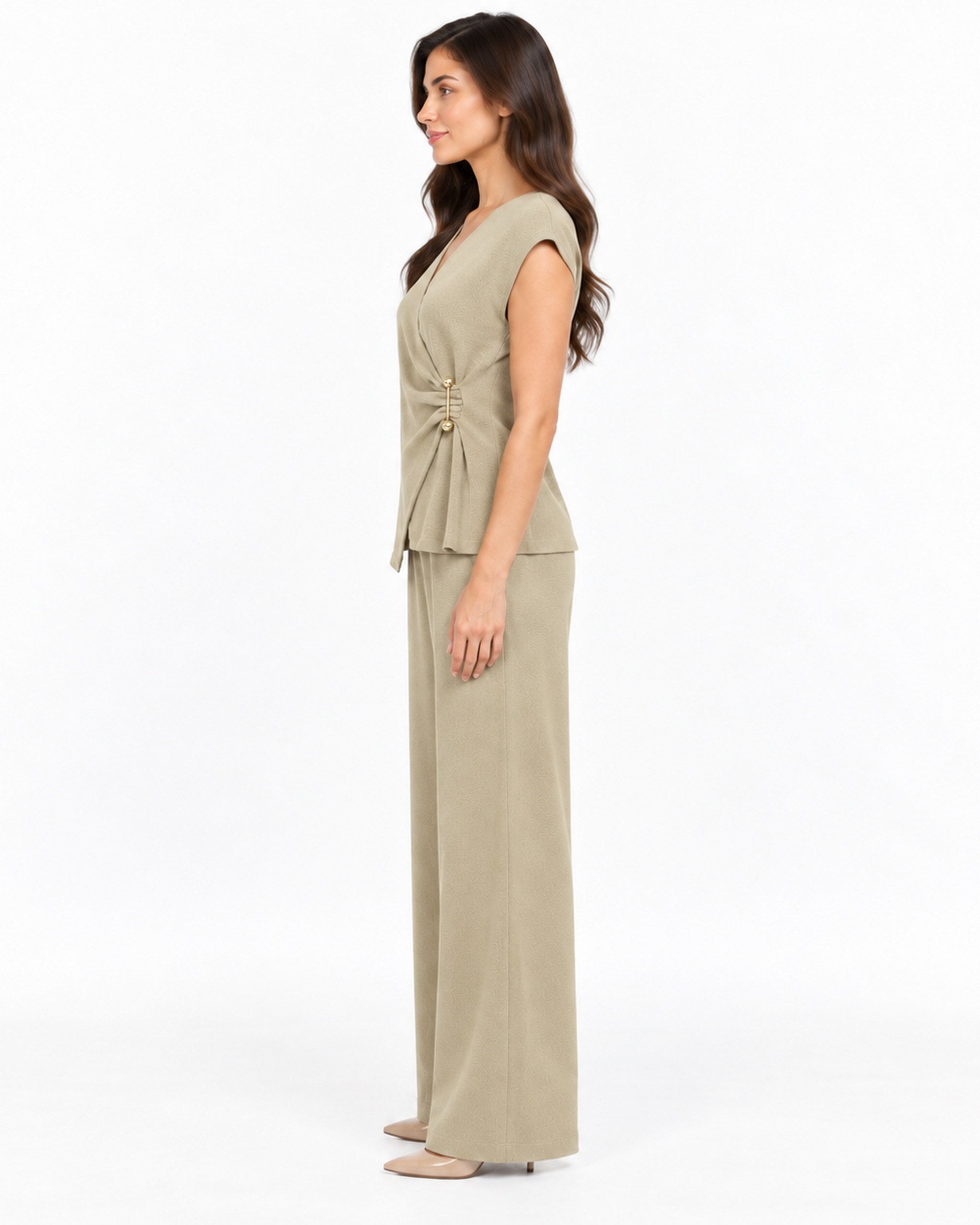 Conjunto Broche Dorado Beige – lateral