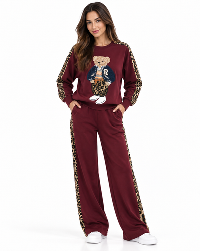 Conjunto Oso Animal Print Vino – de frente