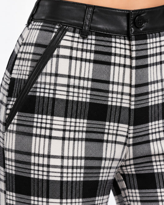 Conjunto Cuadros Top Olanes Negro – detalle de la pretina