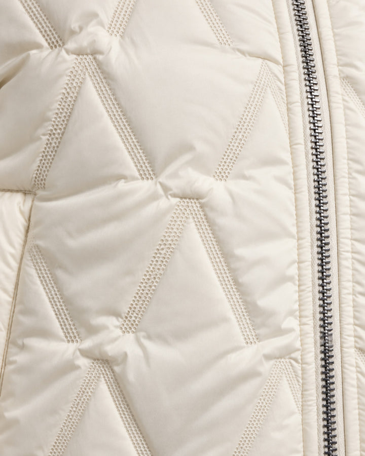 Chamarra Bomber Acolchada Punto Hueso – detalle de tela