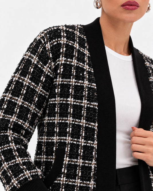 Abrigo Tweed Cuadros Negro – detalle de la prenda