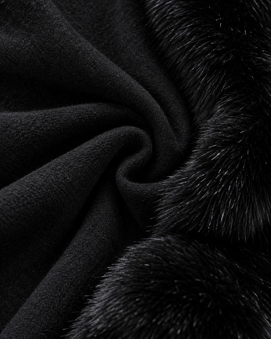 Capa Ribete de Pelo Negro – detalle de tela