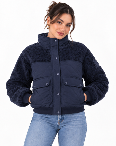 Chamarra Borrega Acolchada Azul – de frente
