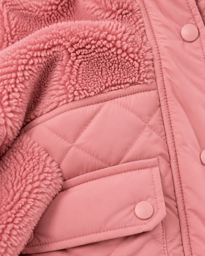 Chamarra Borrega Acolchada Rosa – detalle de tela