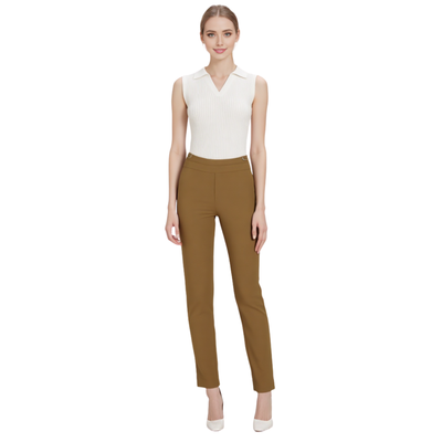 Pantalón Sastre Recto Clásico Beige – de frente