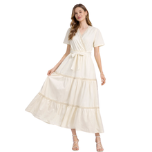 Vestido Cruzado Cintura Ajustable Beige – de frente
