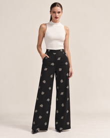 Pantalón Palazzo Estampado Negro – de frente
