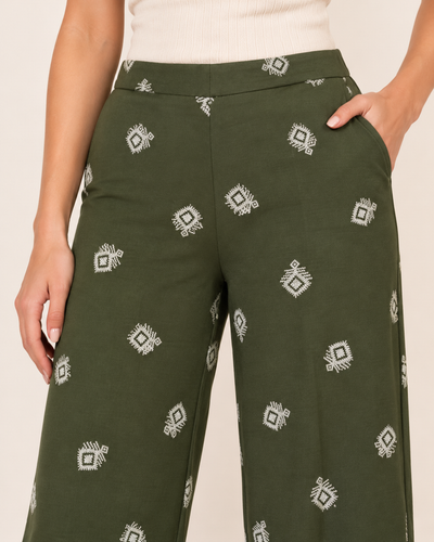 Pantalón Palazzo Estampado Olivo – detalle de la prenda