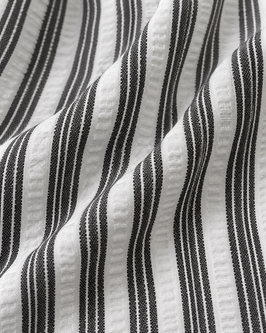 Pantalón Rayas Pierna Ancha Negro – detalle de tela