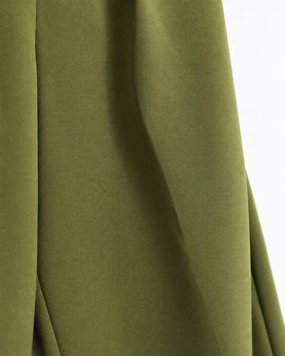 Pantalón Palazzo Pinzas Cinturón Olivo – detalle de la tela