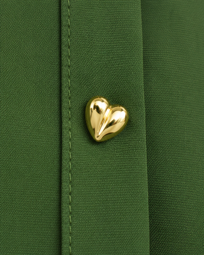 Blusa Botones Corazón Verde – detalle de la prenda