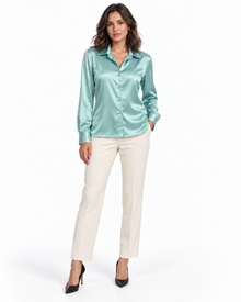 Blusa Satén Botón Joya Azul – frente