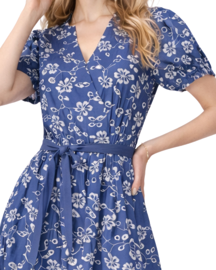 Vestido Midi Floral Romance Azul – detalle del estampado