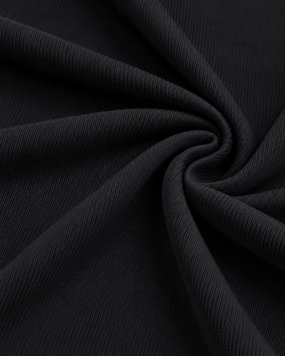 Top Tirantes Canalé Negro – detalle de la tela
