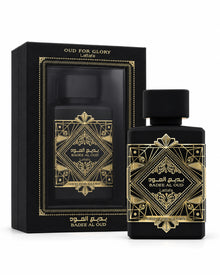 Badee Al Oud For Glory Eau de Parfum de Lattafa – frasco con caja