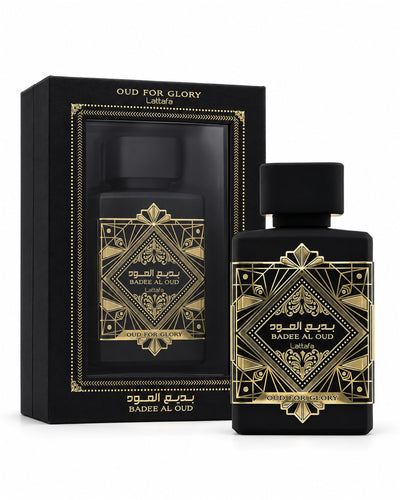 Badee Al Oud For Glory Eau de Parfum de Lattafa – frasco con caja