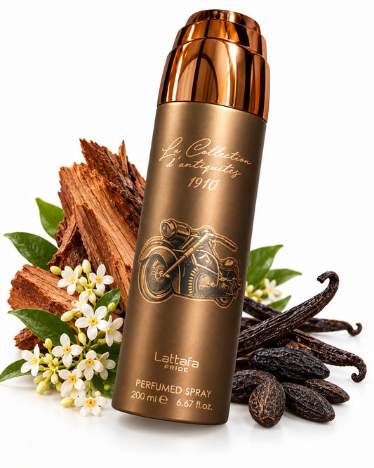 La Collection d'Antiquités 1910 Body Spray de Lattafa – frasco con sus notas: cedro, osmanto, vainilla