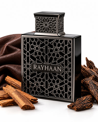Obsidian Eau de Parfum de Rayhaan – frasco con sus notas: cuero, sándalo, ambreta